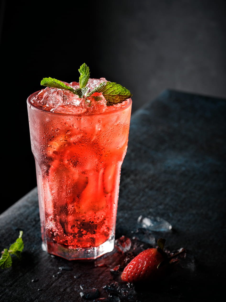 ice,fruit,freshness,cocktail,drink,mint leaf,culinary,leaf,alcohol,close-up,liquid,soda,food,summer,refreshment,mojito,strawberry,berry fruit,lime,drinking glass,raspberry,citrus fruit,gourmet food photographer orkun orcan