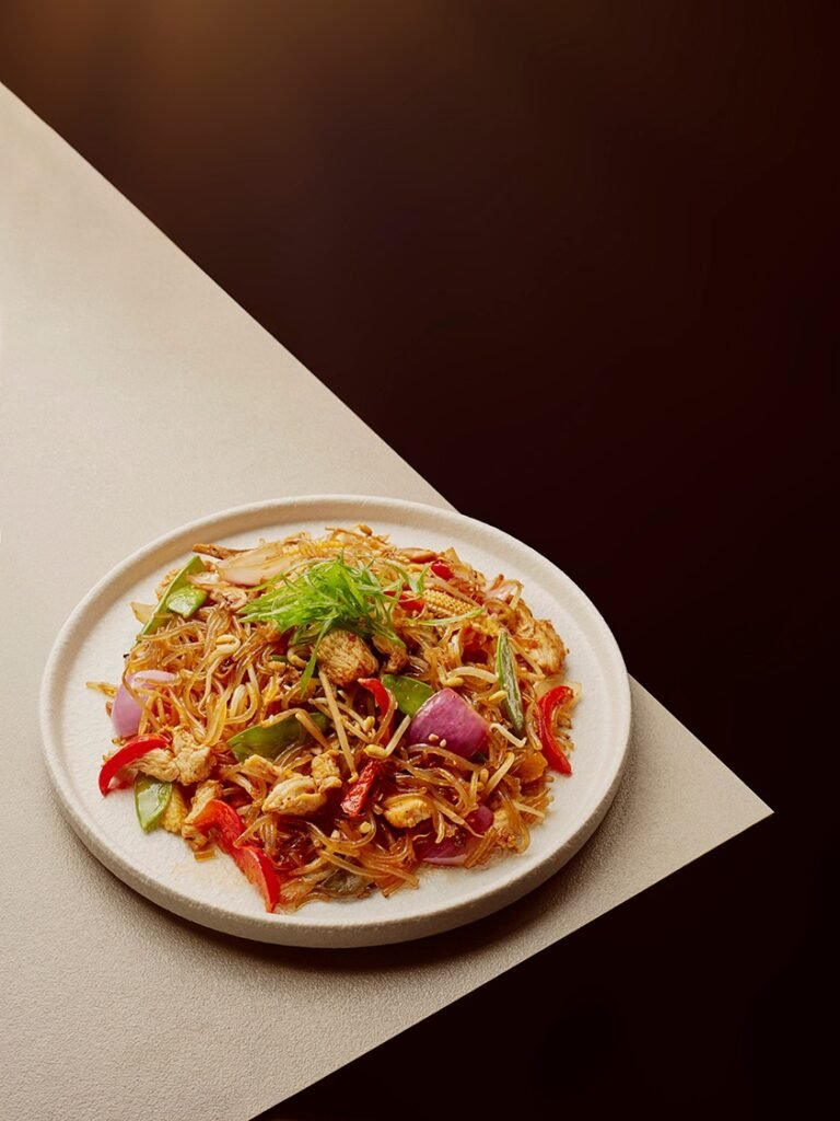rice noodle, fried noodle, asian food